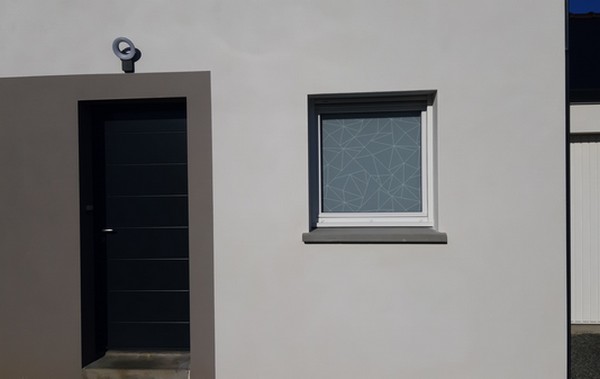 différences fenêtres alu pvc maison
